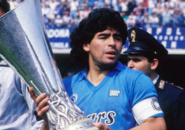 Diego Armando Maradona: quel cuore che ha smesso di segnare