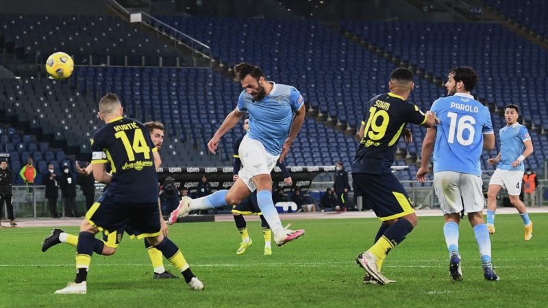 LA CRONACA | Coppa Italia, Lazio-Parma 2-1: Parolo-Muriqi più forti dei pali