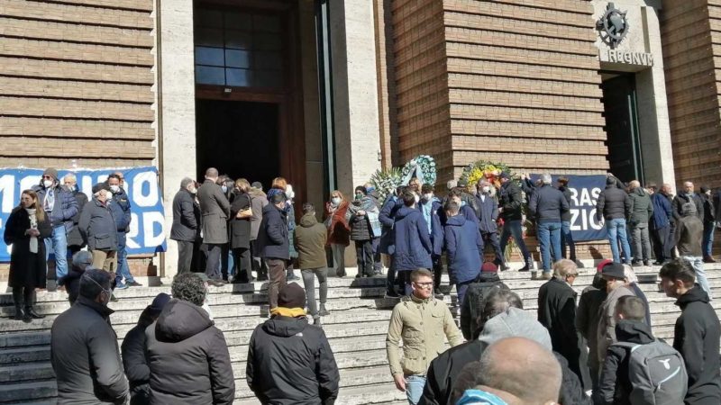 Lazio, i funerali di Pino Wilson. Immobile: “Lui la storia di questo club”