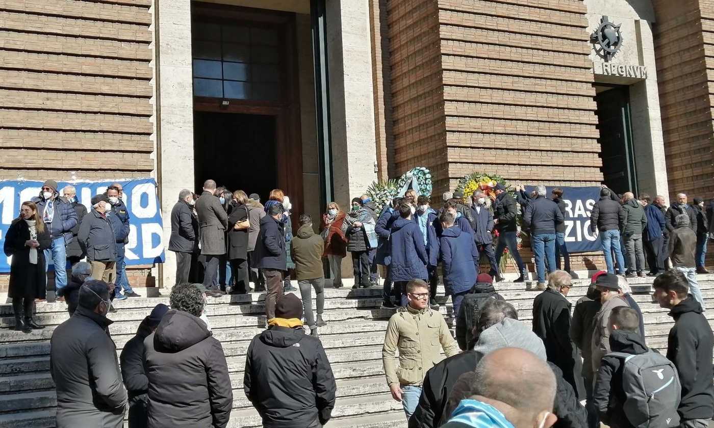 Lazio, i funerali di Pino Wilson. Immobile: “Lui la storia di questo club”