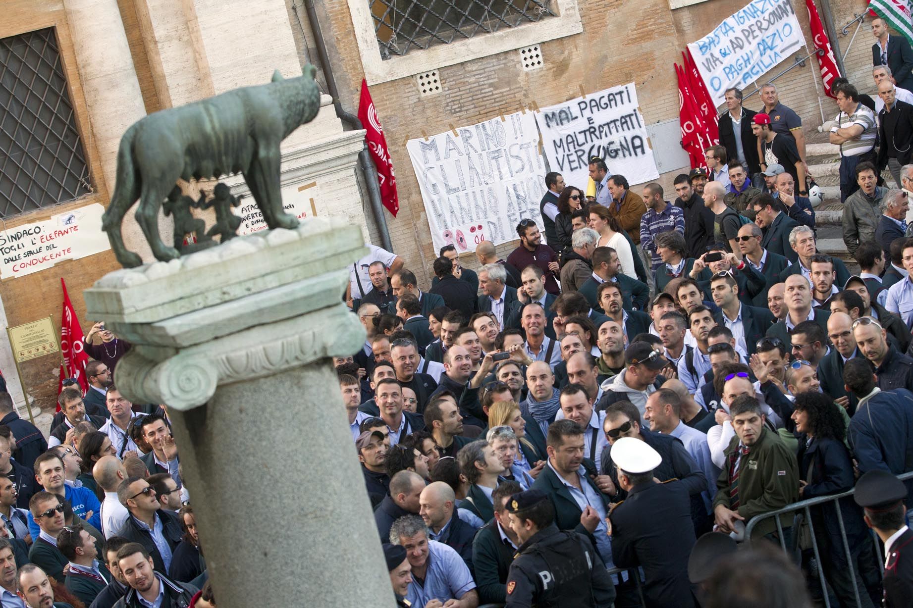 Roma, undici candidati sindaci. C’è anche Tosi, la Meloni ci ripensa ma per Mustillo (PC) «E’ Alemanno con parrucca bionda»