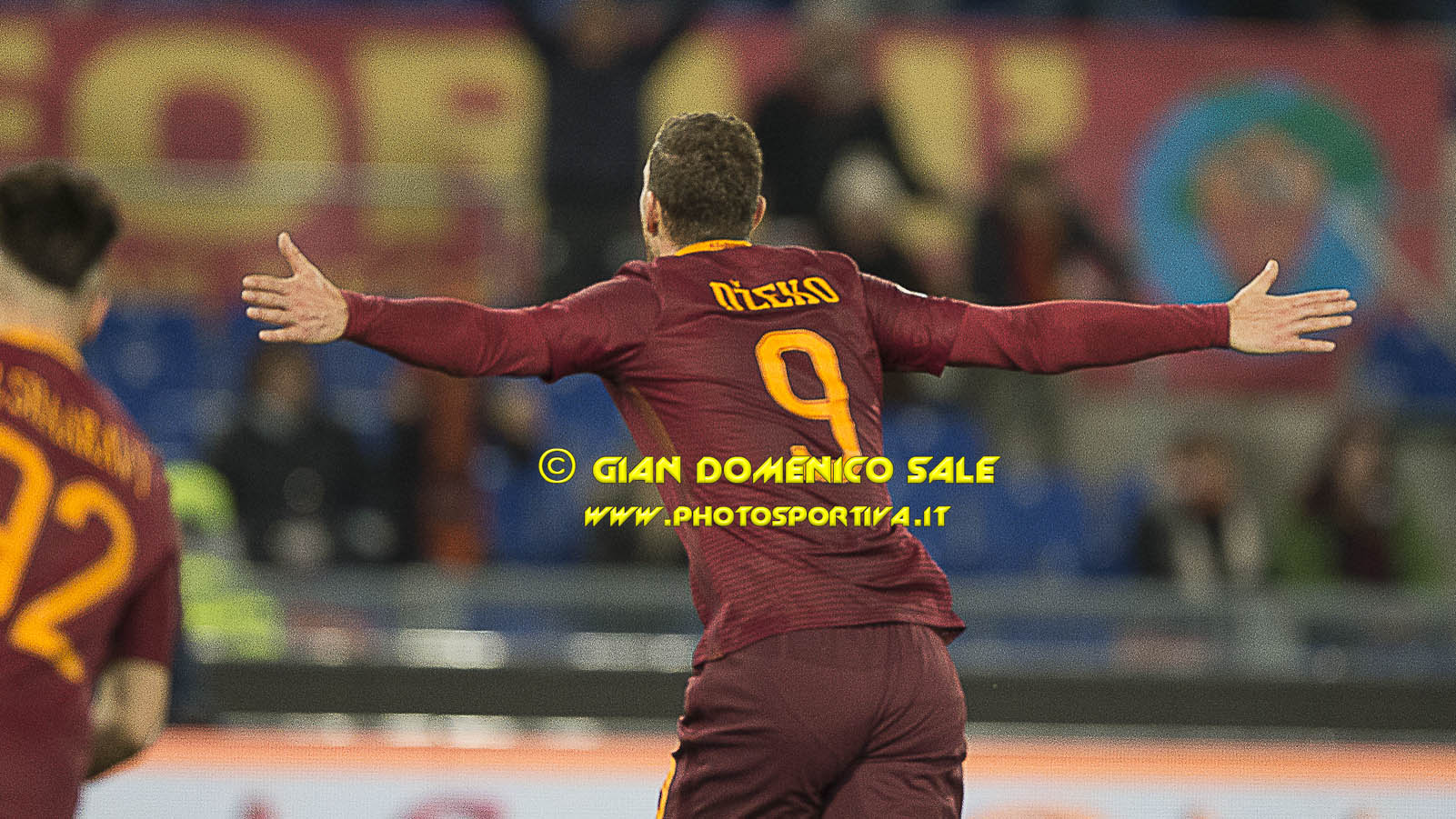 Europa League, superlativa Roma, poker al Villareal, sontuoso Dzeko con una tripletta e gol di Emerson