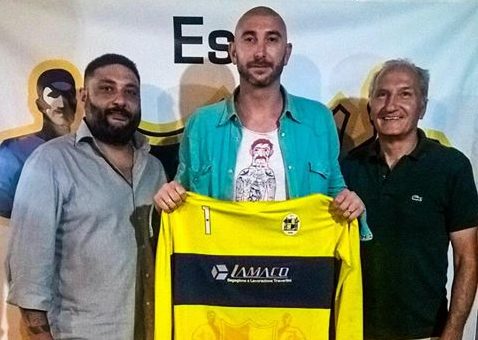 ASD Valle Martella calcio firma l’esperto portiere Luigi Mencarini
