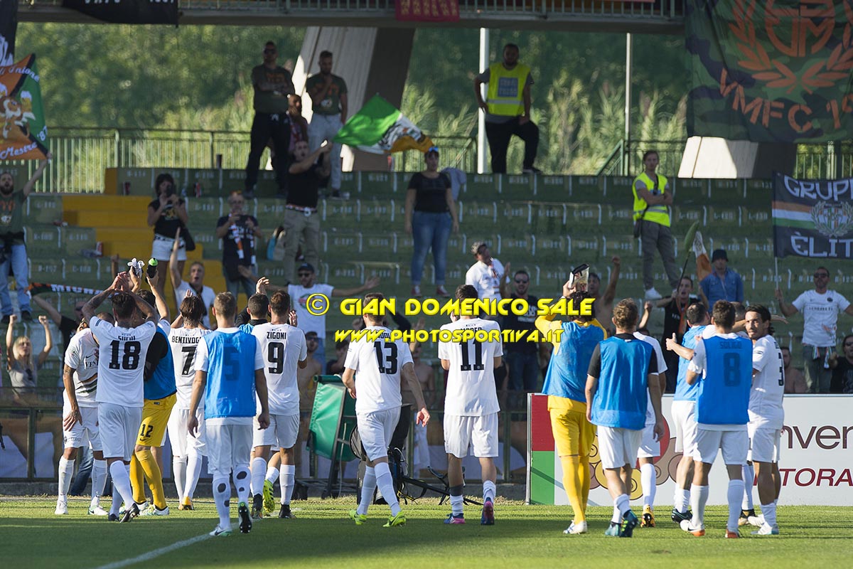 FOTO GALLERY: SERIE B, Unicusano Ternana – Venezia 2-3. Le emozioni del match negli scatti di GIAN DOMENICO SALE