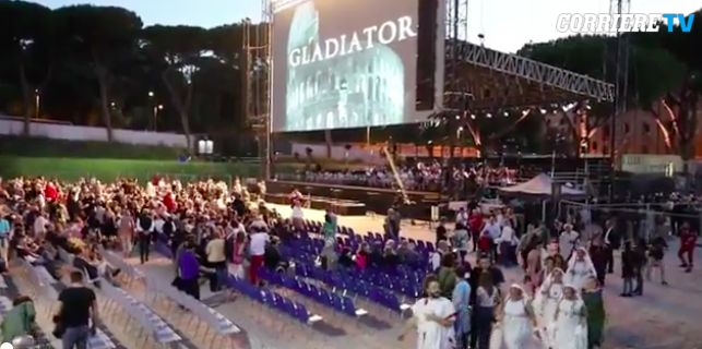 Russell Crowe a Roma per la proiezione de “Il Gladiatore”