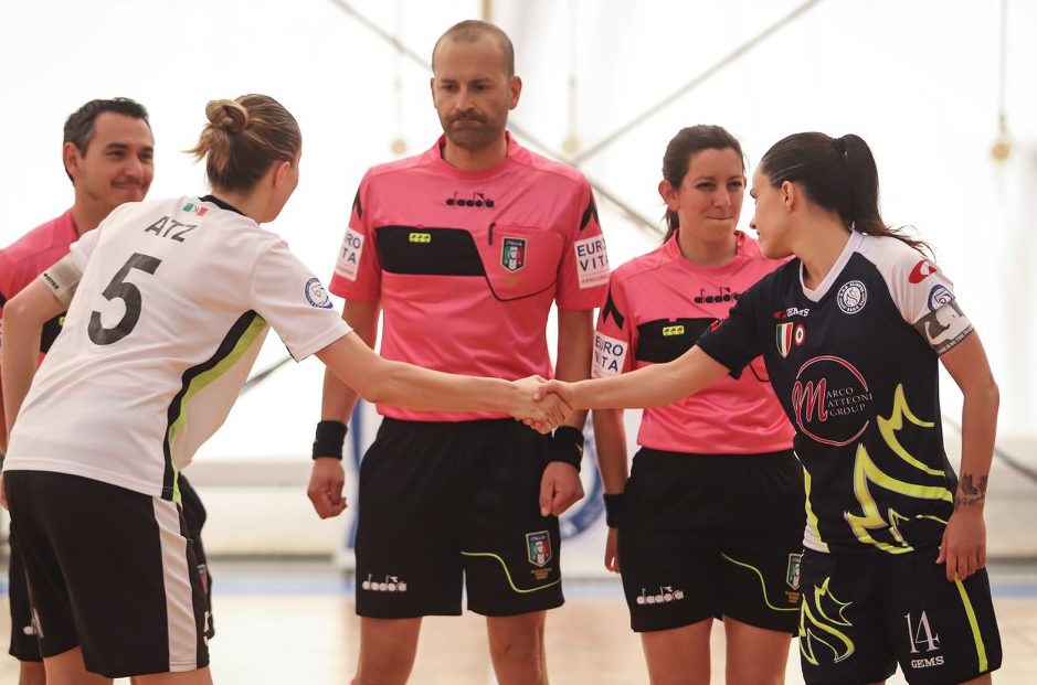 FOTOGALLERY PLAYOFF Serie A Calcio a 5 Fem Olimpus Roma – Kick Off (di GIADA GIACOMINI)