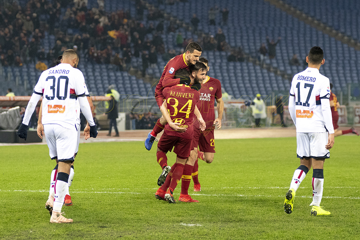 Serie A: la Roma ritrova la vittoria, 3-2 in rimonta al Genoa