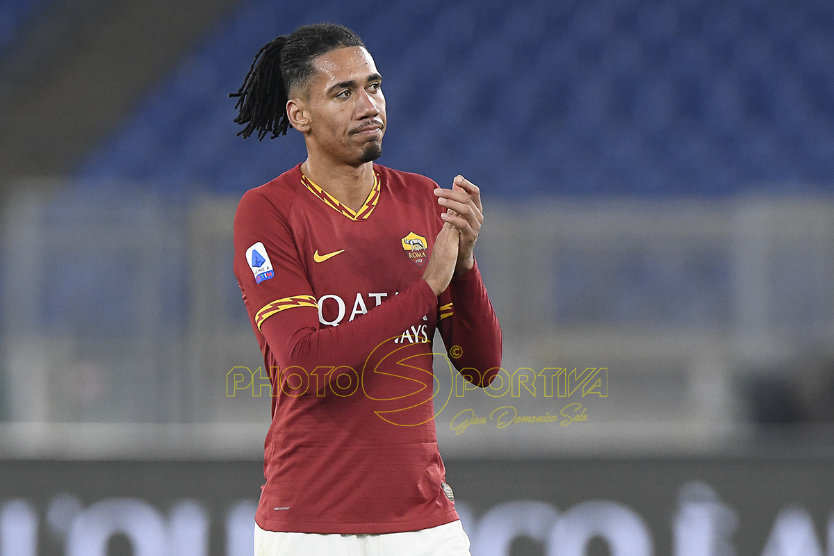La Roma chiude per Smalling sul fotofinish. Ecco perchè il mercato è da promuovere.